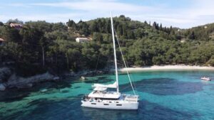 LAGOON 620