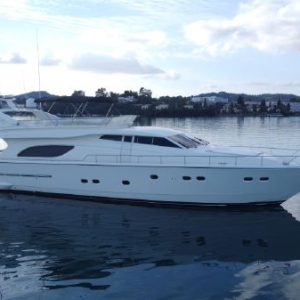 FERRETTI 80